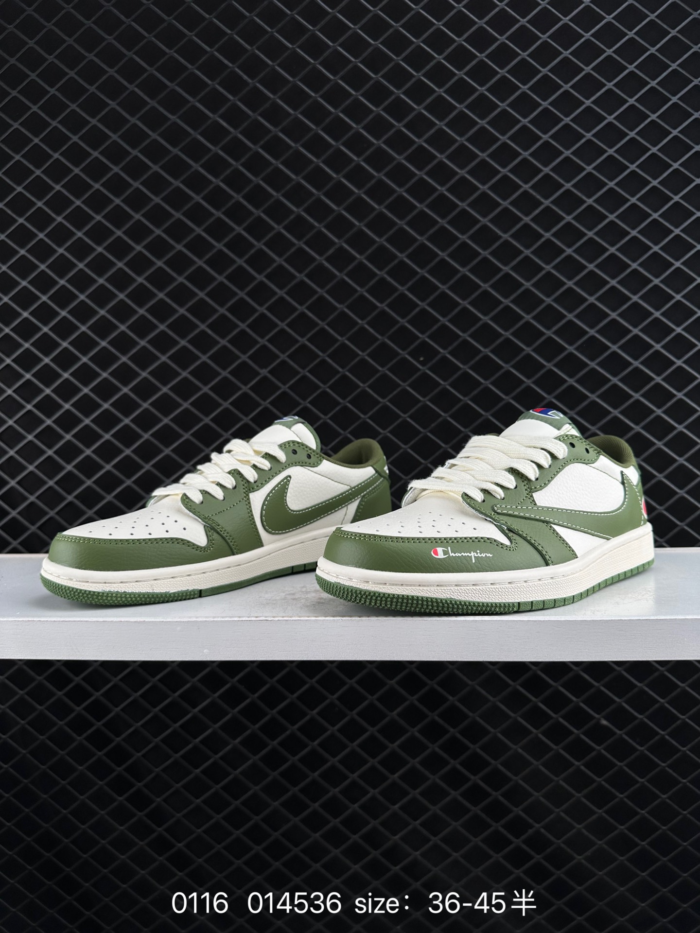 Travis Scott x Air Jordan 1 ” Reverse Mocha “  GUCCI AJ1